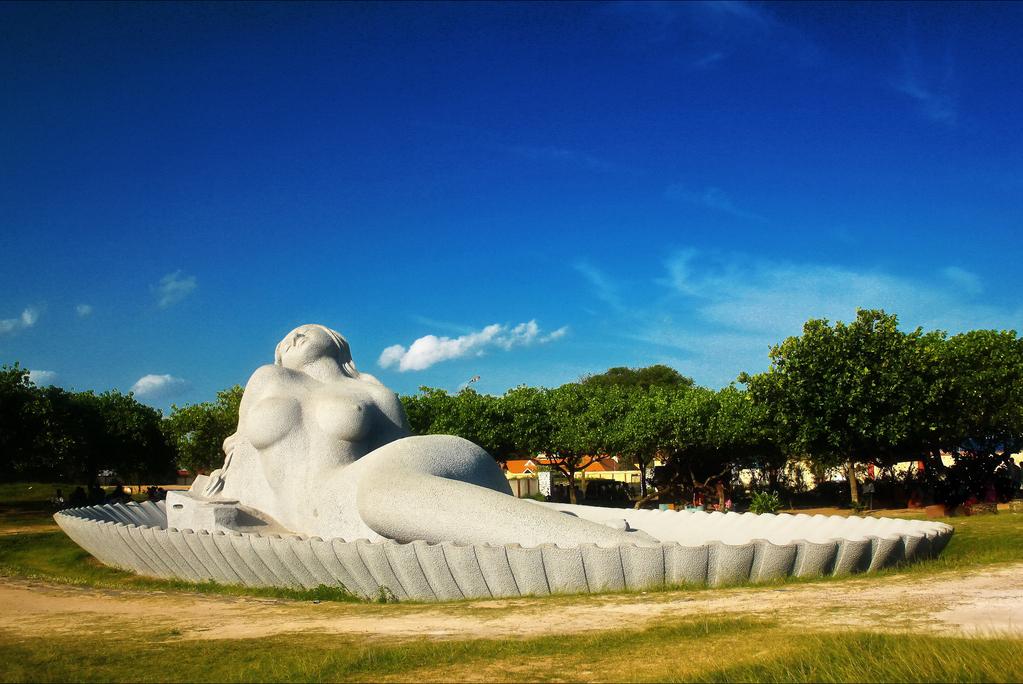 Shankumugham Beach